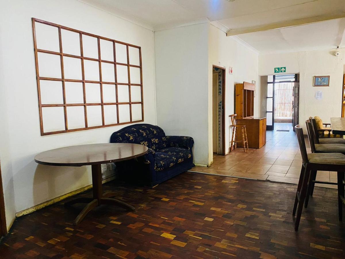 Rosebank Hostel 요하네스버그 외부 사진